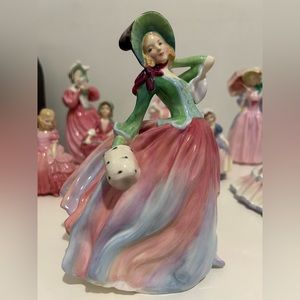 Royal Doulton Vintage Figurine Autumn Breezes